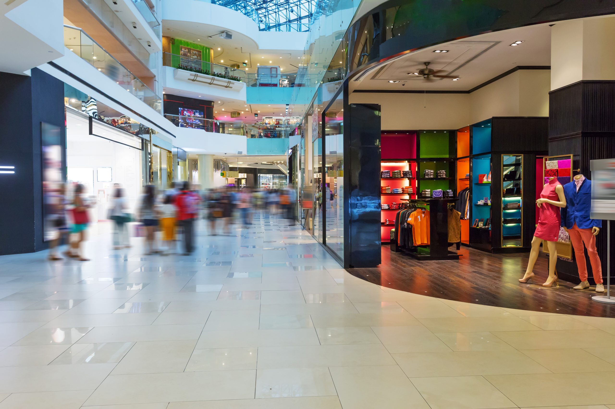 clothes,display,in,the,fashion,store
