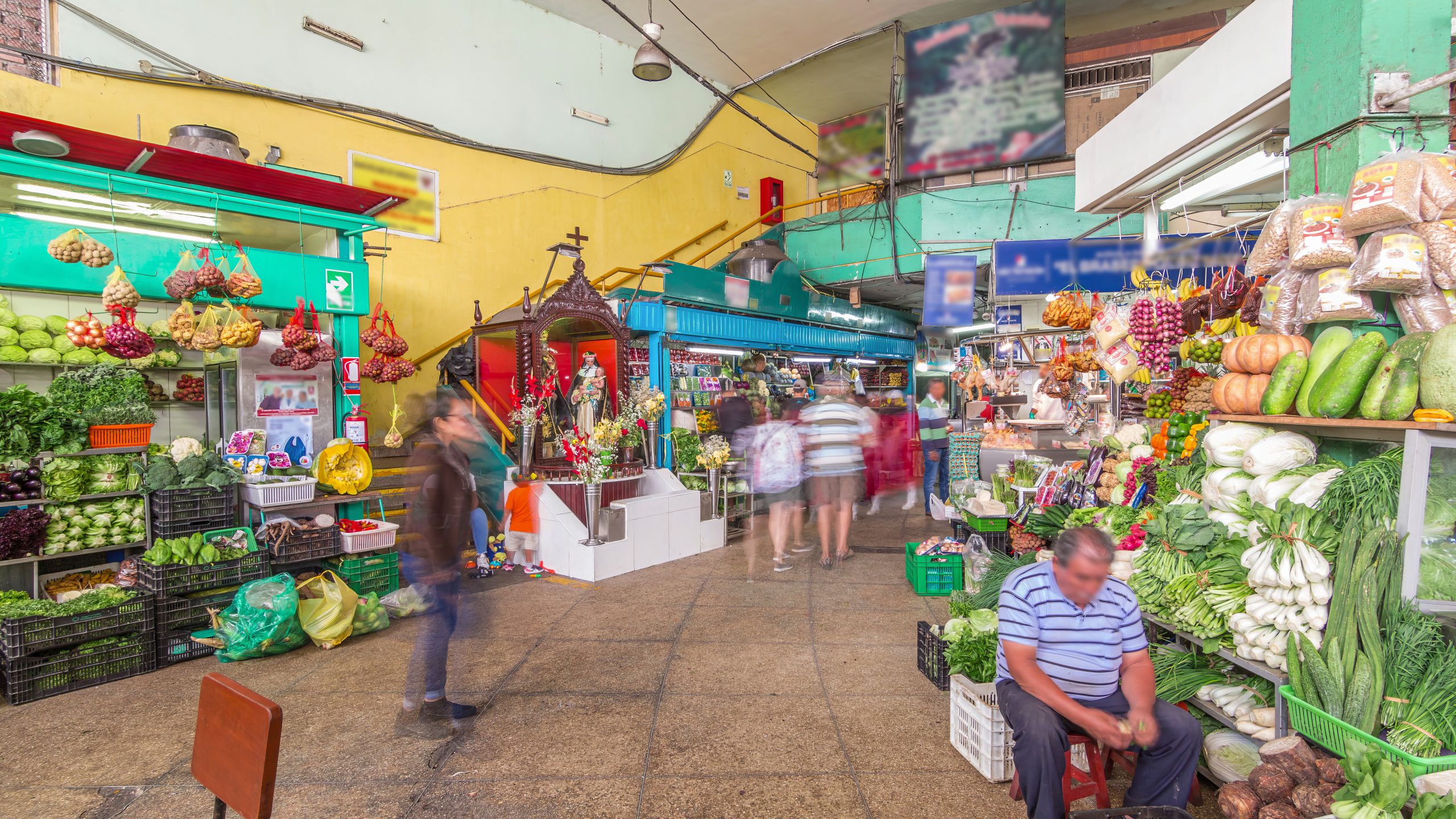 surquillo,market,timelapse,hyperlapse,,lima,,peru.,lima's,biggest,food,market.
